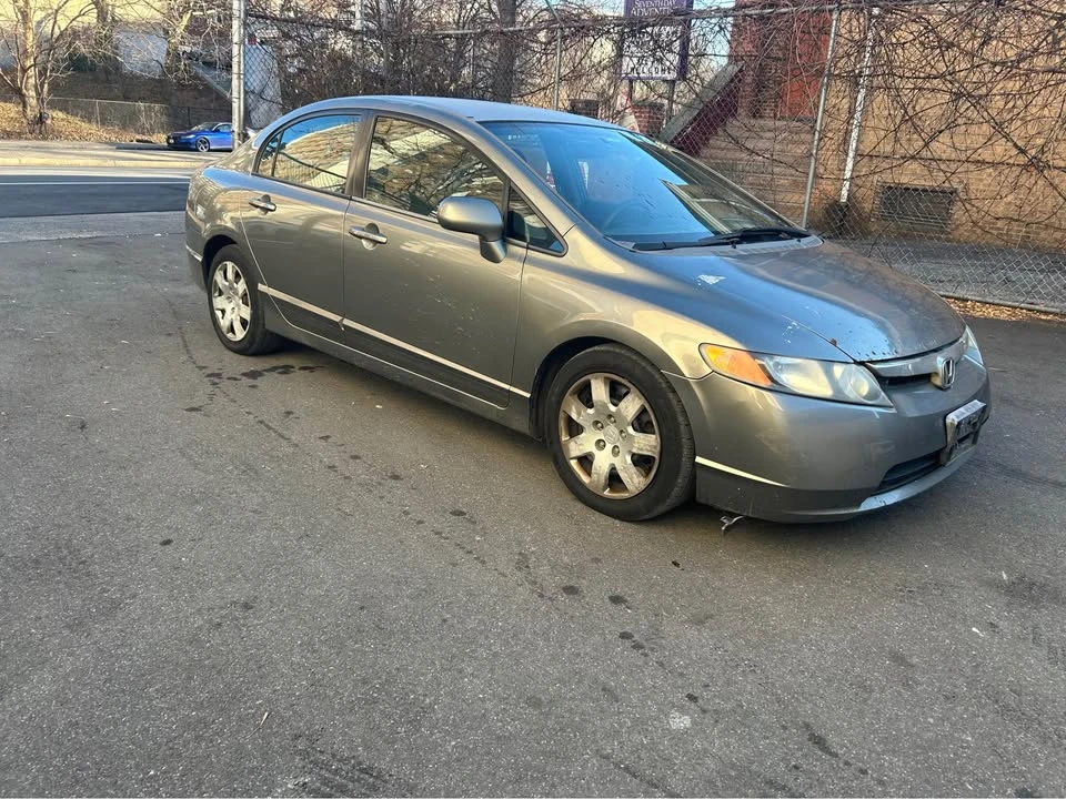 2006 Honda Civic 8th Gen - Image 2 of 5