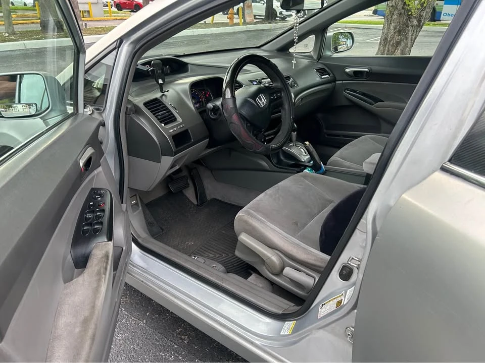 2006 Honda Civic 8th Gen - Image 8 of 10