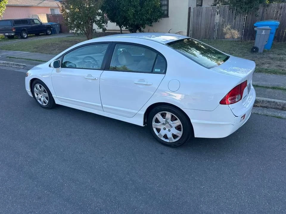 2006 Honda Civic 8th Gen - Image 3 of 7
