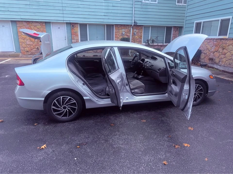 2006 Honda Civic 8th Gen - Image 10 of 13