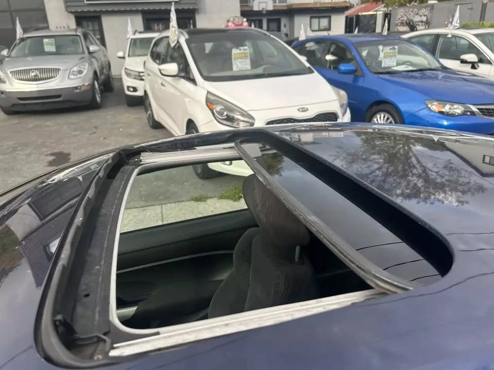 2006 Honda Civic 8th Gen - Image 10 of 13