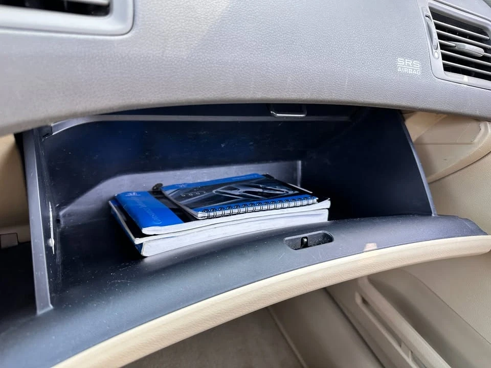 2006 Honda Civic 8th Gen - Image 12 of 16