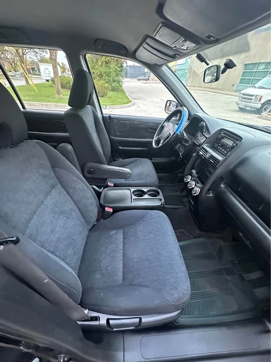 2006 Honda CR-V 2nd Gen - Image 5 of 9