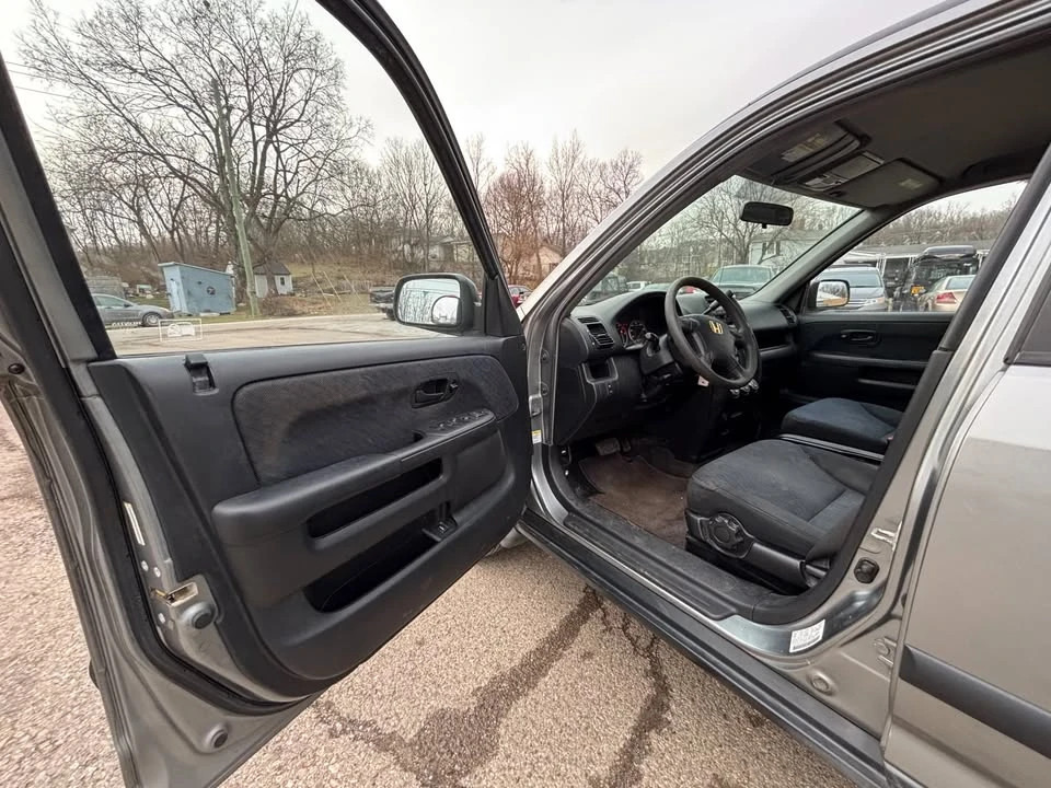 2006 Honda CR-V 2nd Gen - Image 16 of 19