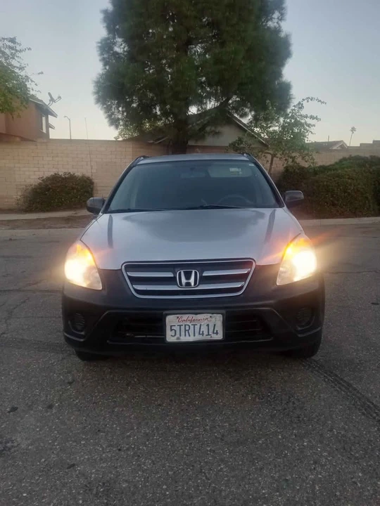 2006 Honda CR-V 2nd Gen - Image 4 of 5
