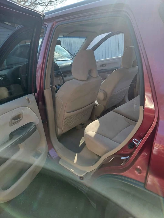 2006 Honda CR-V 2nd Gen - Image 12 of 20