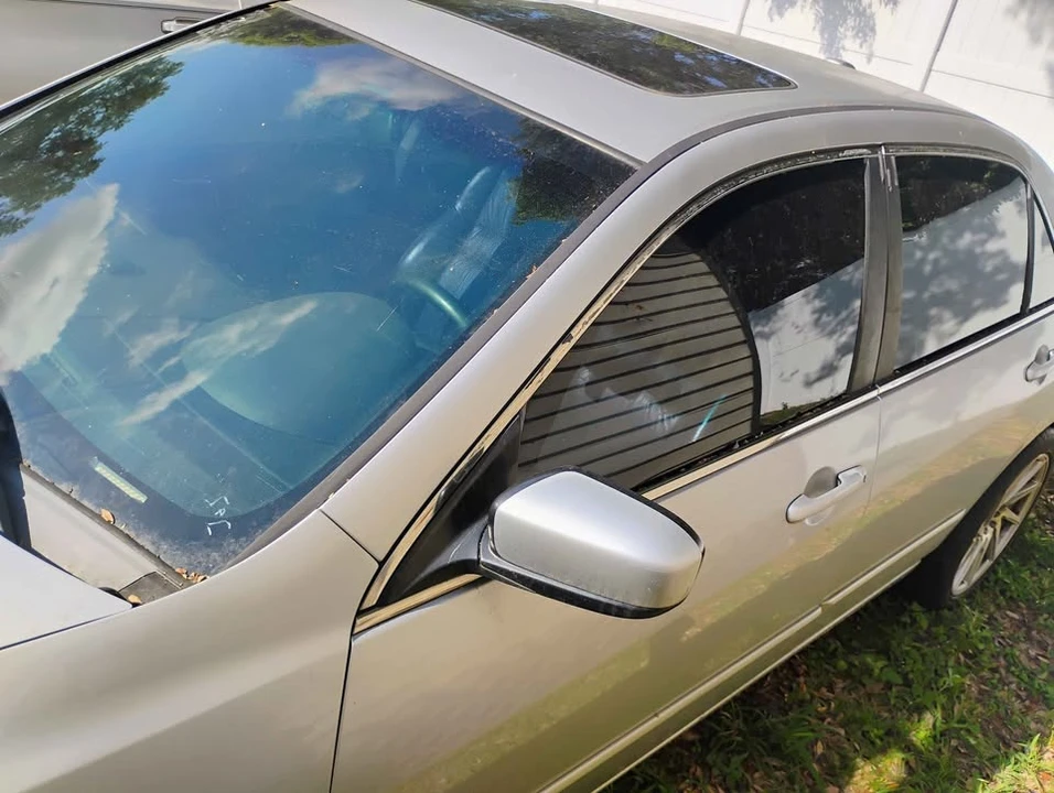 2006 Honda CR-V 2nd Gen - Image 2 of 7