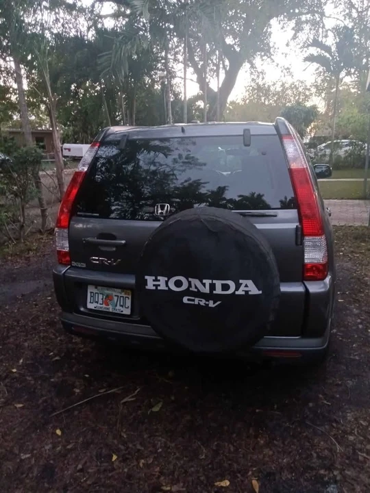 2006 Honda CR-V 2nd Gen - Image 3 of 3