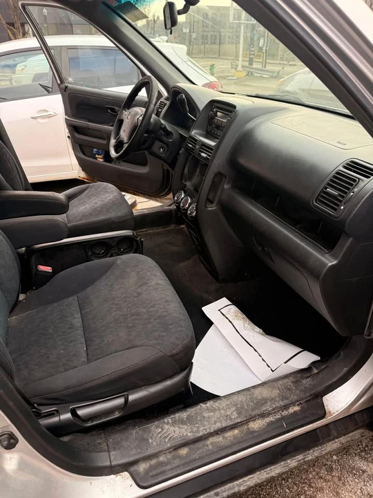 2006 Honda CR-V 2nd Gen - Image 5 of 10