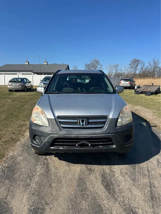 2006 Honda CR-V 2nd Gen - Image 3 of 9
