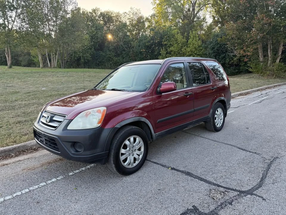 2006 Honda CR-V 2nd Gen - Image 5 of 10