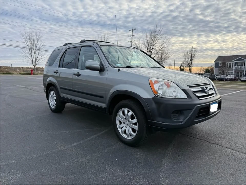 2006 Honda CR-V 2nd Gen - Image 3 of 19