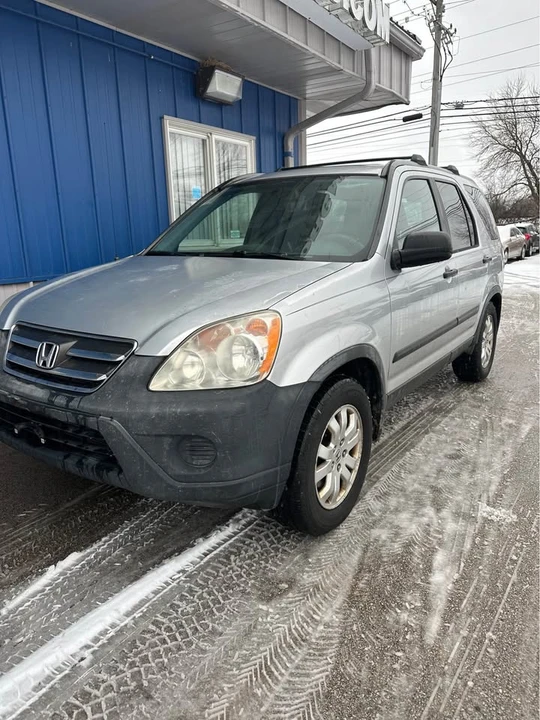 2006 Honda CR-V 2nd Gen - Image 3 of 10