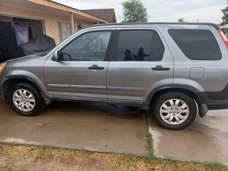 2006 Honda CR-V 2nd Gen - Image 3 of 19