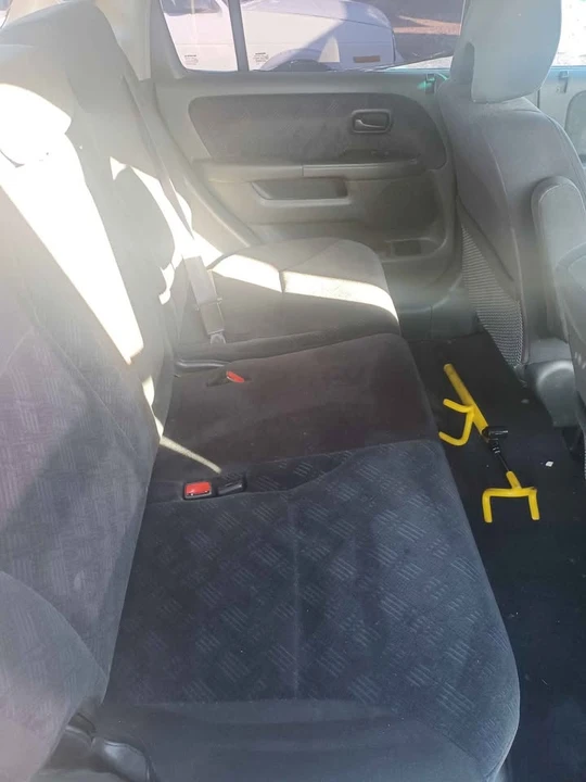 2006 Honda CR-V 2nd Gen - Image 17 of 19