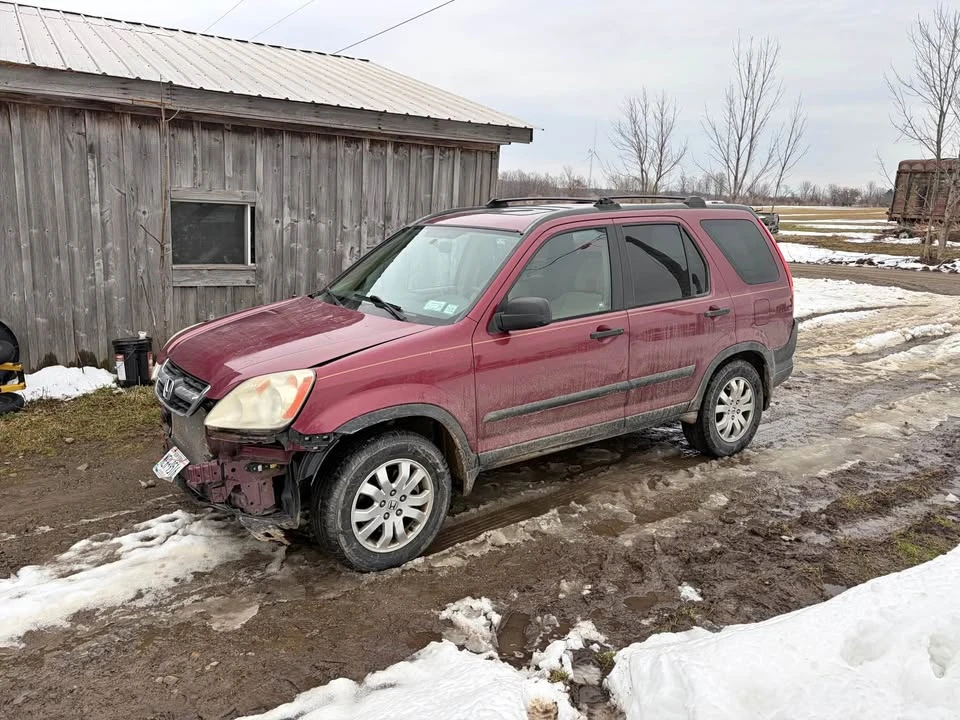 2006 Honda CR-V 2nd Gen - Image 2 of 12