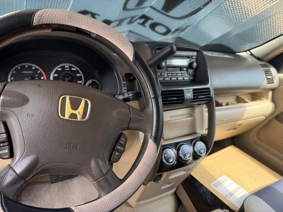 2006 Honda CR-V 2nd Gen - Image 2 of 6