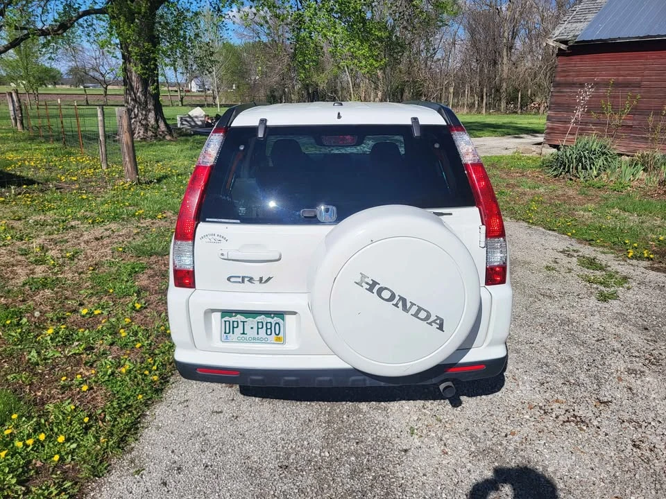 2006 Honda CR-V 2nd Gen - Image 4 of 13