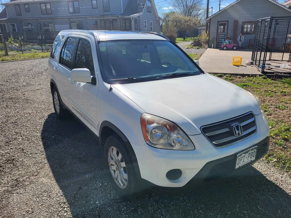 2006 Honda CR-V 2nd Gen - Image 7 of 13