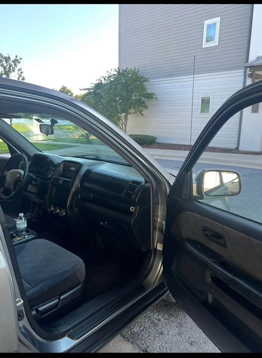 2006 Honda CR-V 2nd Gen - Image 8 of 9