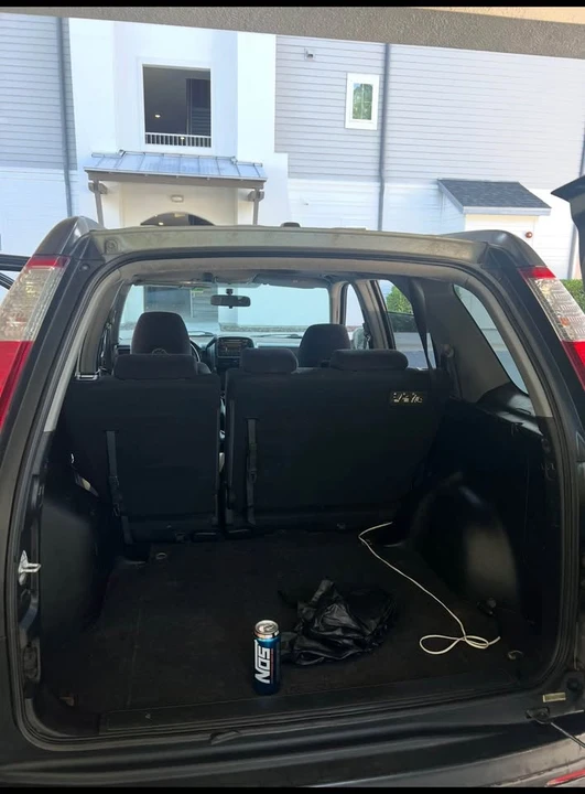 2006 Honda CR-V 2nd Gen - Image 7 of 9
