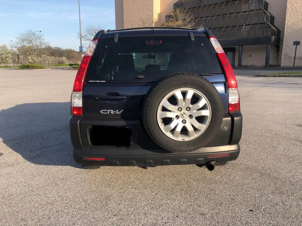 2006 Honda CR-V 2nd Gen - Image 4 of 7