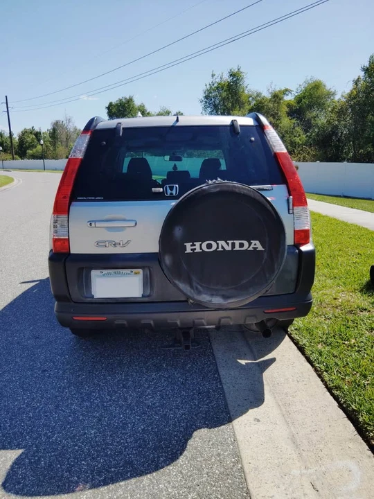 2006 Honda CR-V 2nd Gen - Image 8 of 9