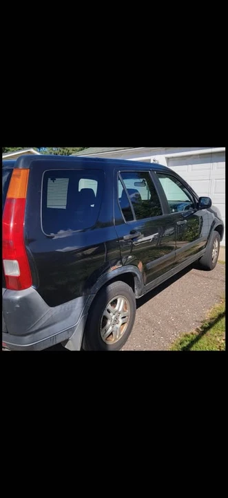 2006 Honda CR-V 2nd Gen - Image 2 of 6