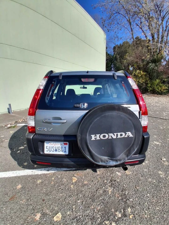 2006 Honda CR-V 2nd Gen - Image 6 of 19