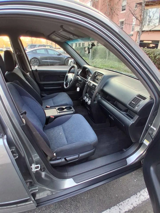 2006 Honda CR-V 2nd Gen - Image 9 of 19