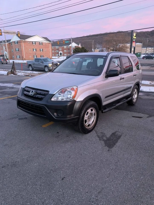 2006 Honda CR-V 2nd Gen - Image 2 of 16