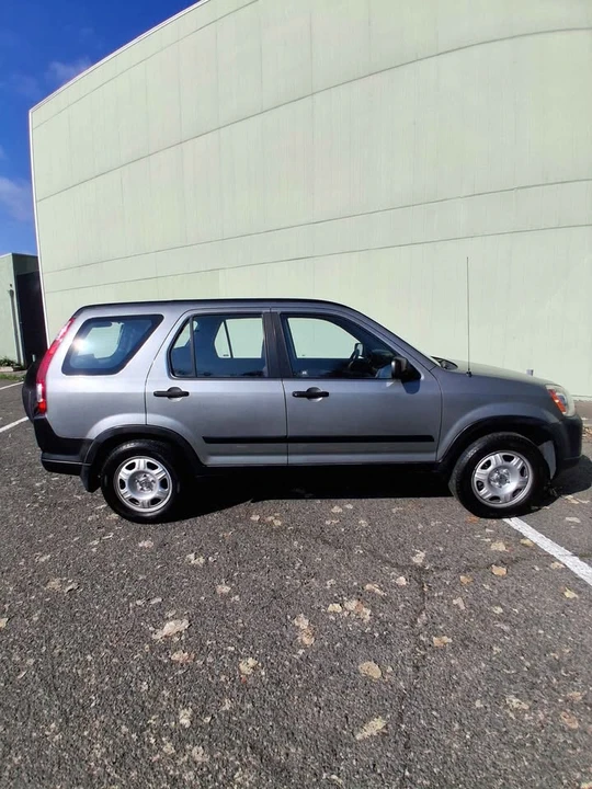 2006 Honda CR-V 2nd Gen - Image 4 of 19