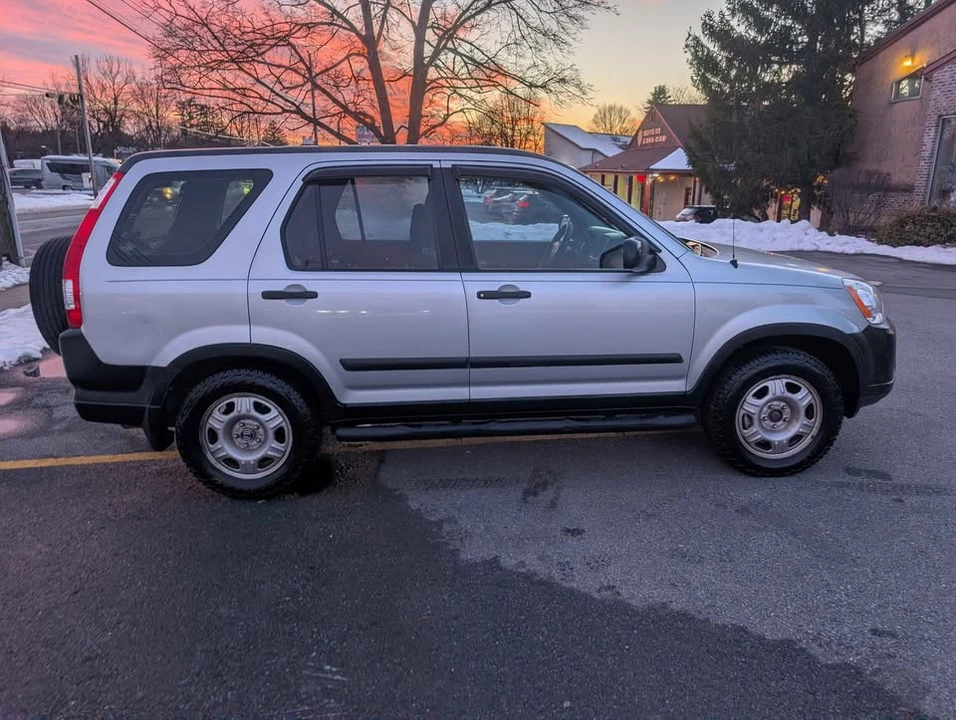 2006 Honda CR-V 2nd Gen - Image 7 of 16