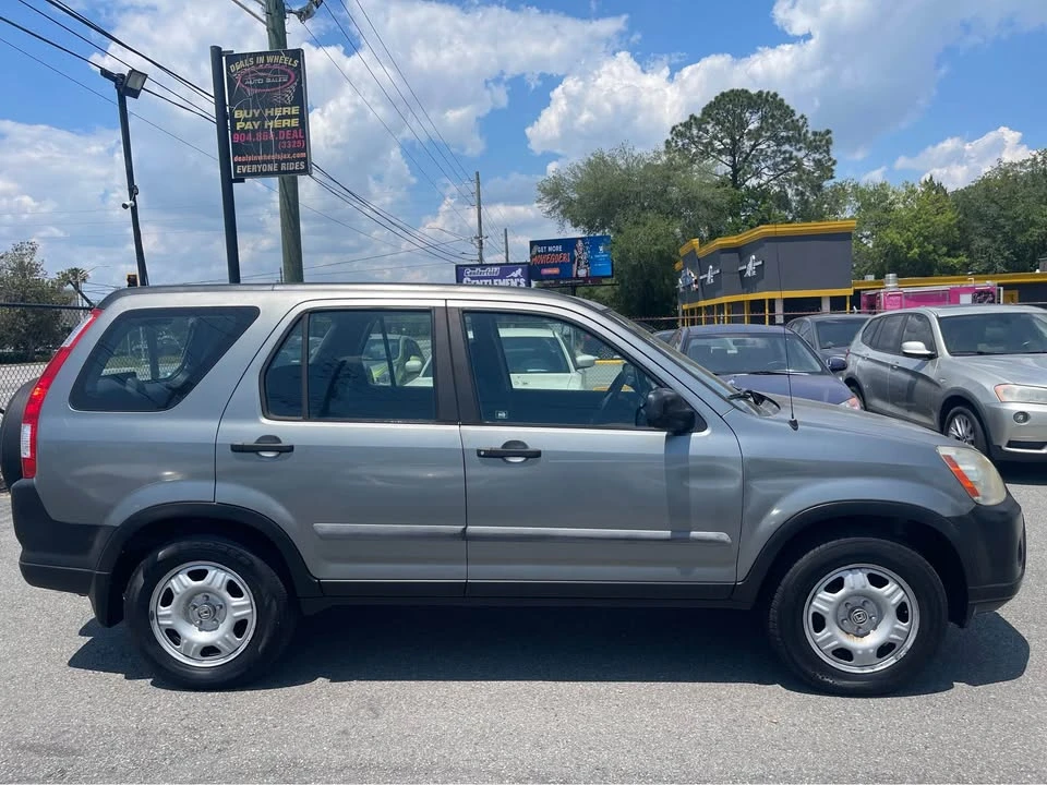 2006 Honda CR-V 2nd Gen - Image 10 of 18