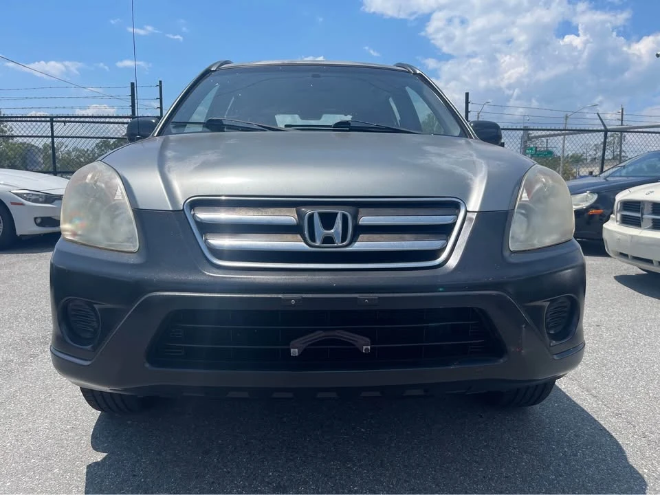 2006 Honda CR-V 2nd Gen - Image 2 of 18