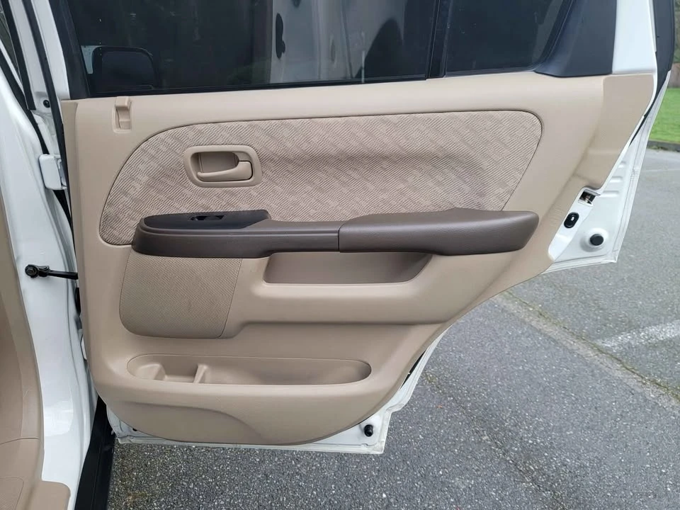 2006 Honda CR-V 2nd Gen - Image 16 of 20