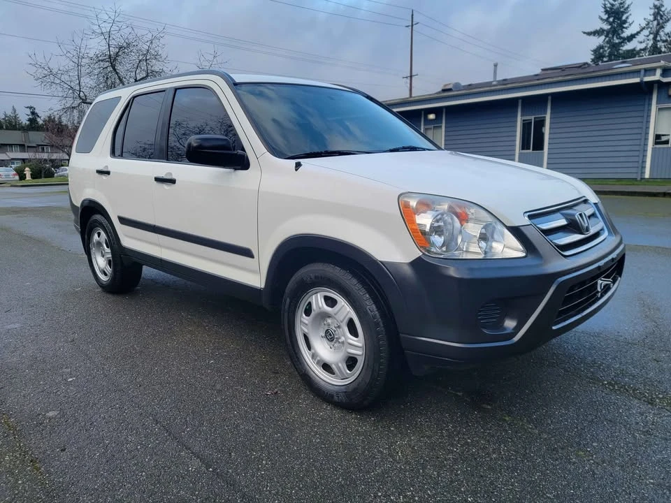 2006 Honda CR-V 2nd Gen - Image 2 of 20
