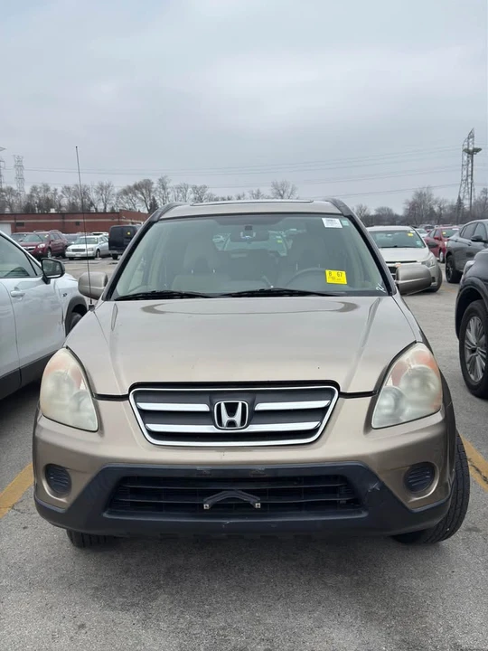 2006 Honda CR-V 2nd Gen - Image 2 of 15