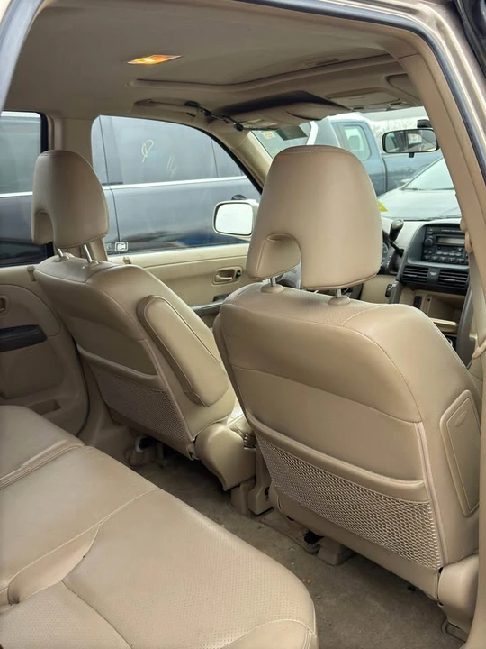 2006 Honda CR-V 2nd Gen - Image 9 of 15