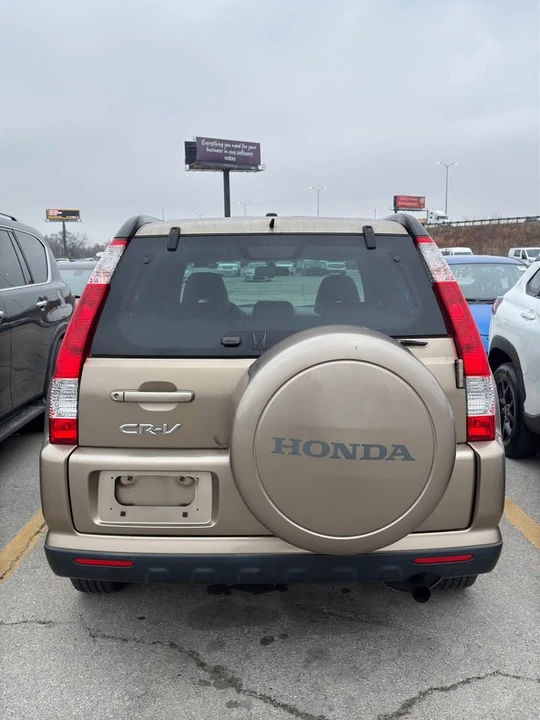 2006 Honda CR-V 2nd Gen - Image 5 of 15