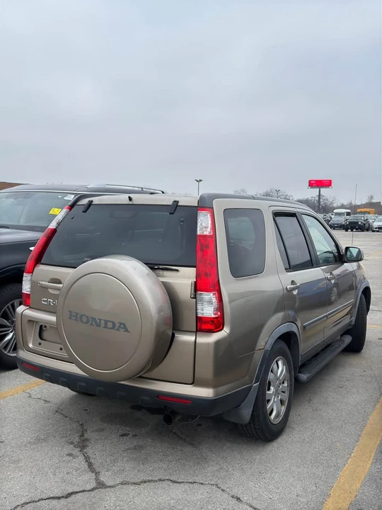 2006 Honda CR-V 2nd Gen - Image 7 of 15