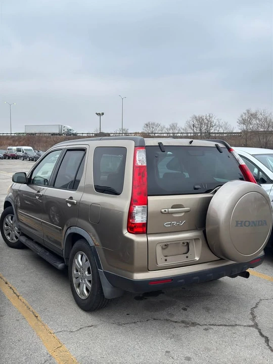 2006 Honda CR-V 2nd Gen - Image 4 of 15