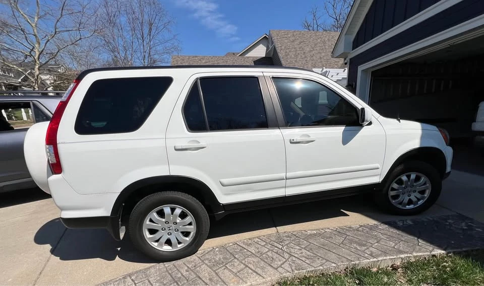 2006 Honda CR-V 2nd Gen - Image 5 of 20