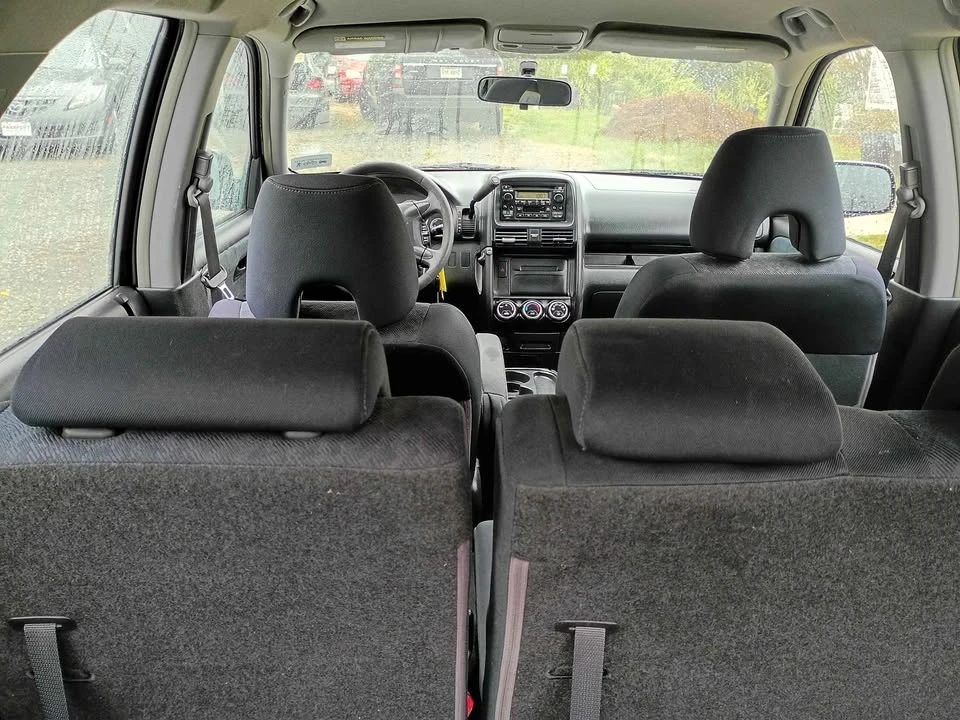 2006 Honda CR-V 2nd Gen - Image 6 of 10