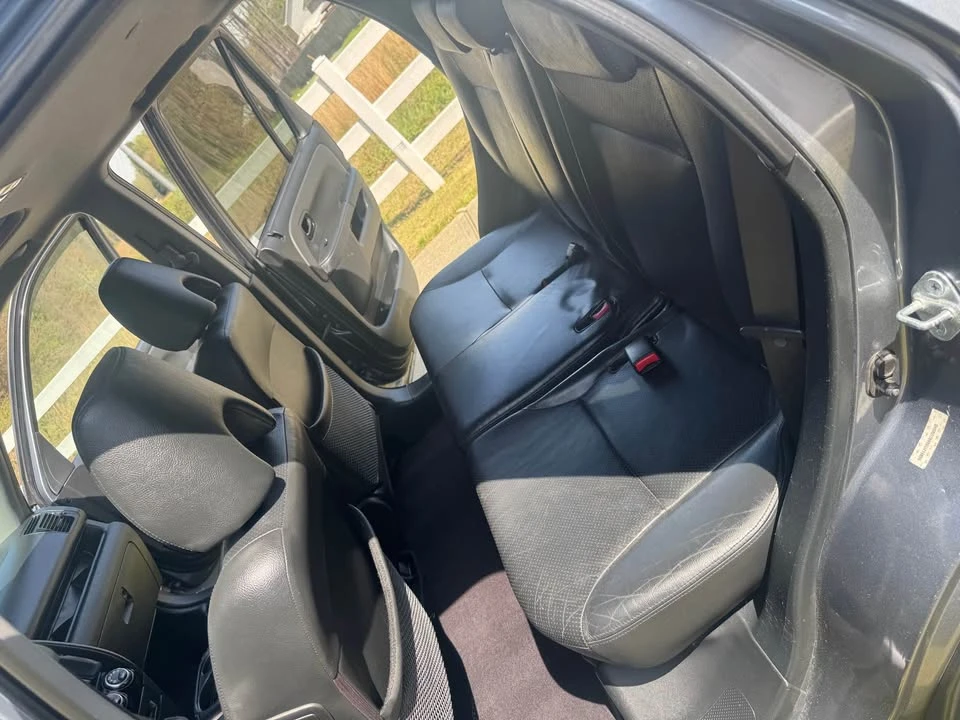 2006 Honda CR-V 2nd Gen - Image 11 of 18