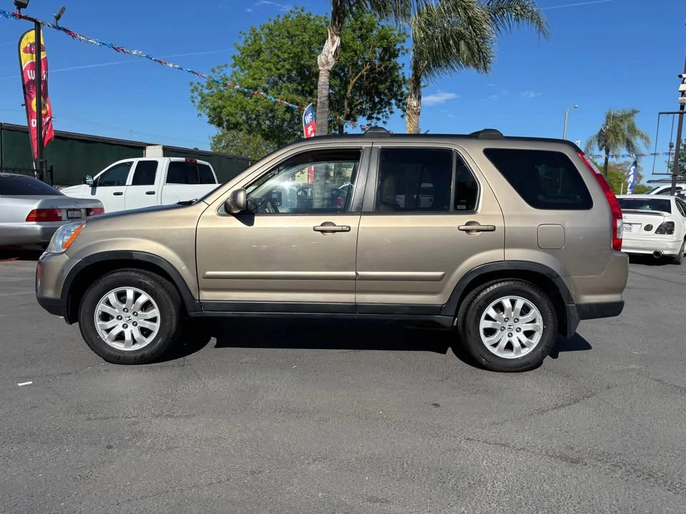2006 Honda CR-V 2nd Gen - Image 5 of 16