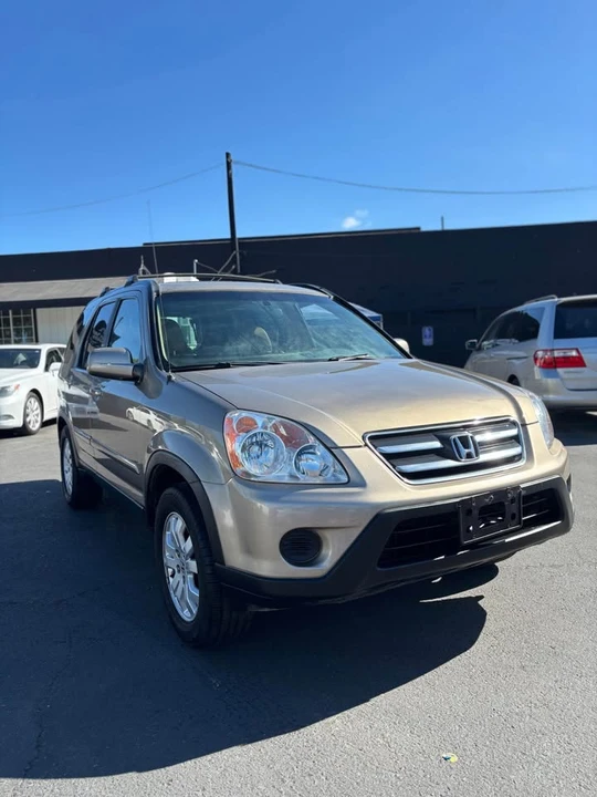 2006 Honda CR-V 2nd Gen - Image 2 of 16