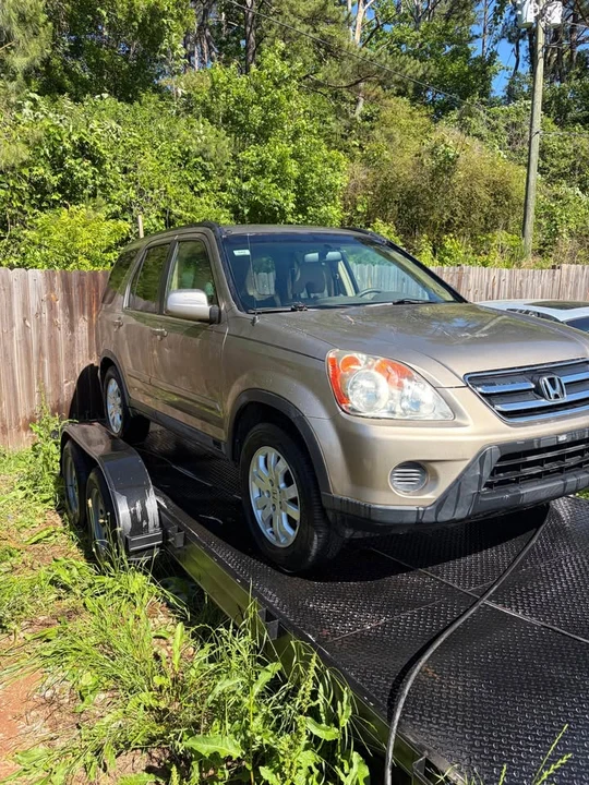 2006 Honda CR-V 2nd Gen - Image 3 of 12