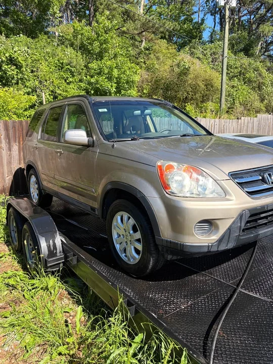 2006 Honda CR-V 2nd Gen - Image 2 of 12