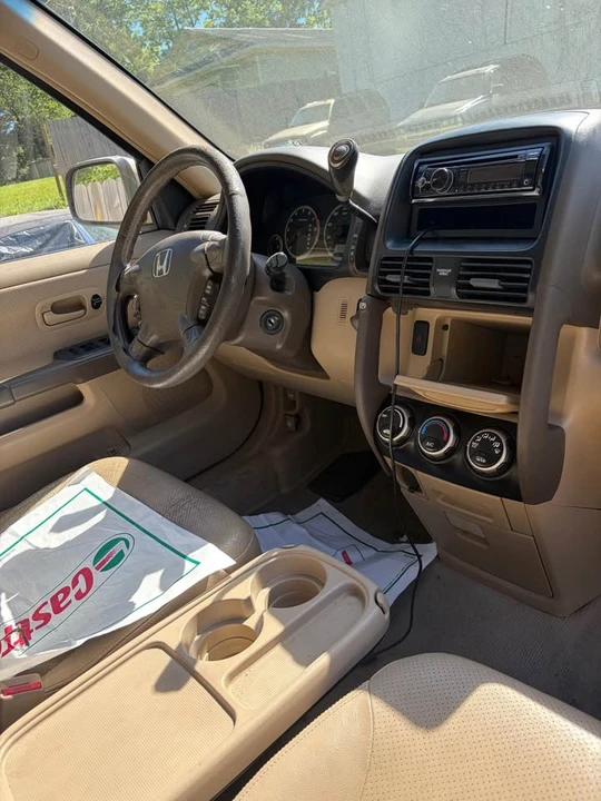 2006 Honda CR-V 2nd Gen - Image 6 of 12